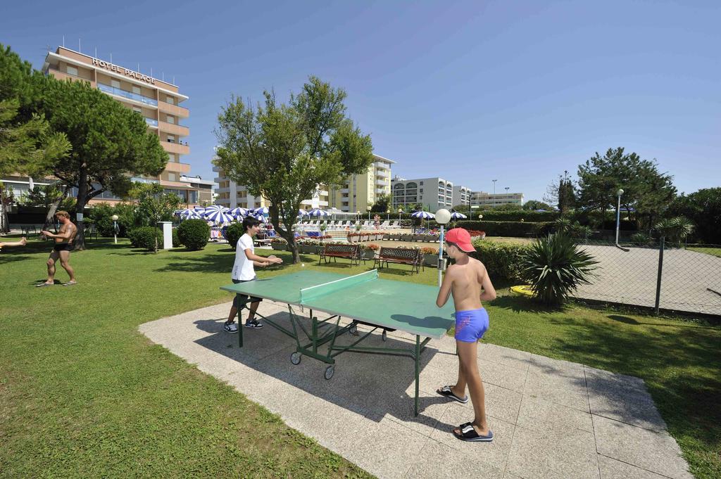 Hotel Danieli Bibione Exterior foto
